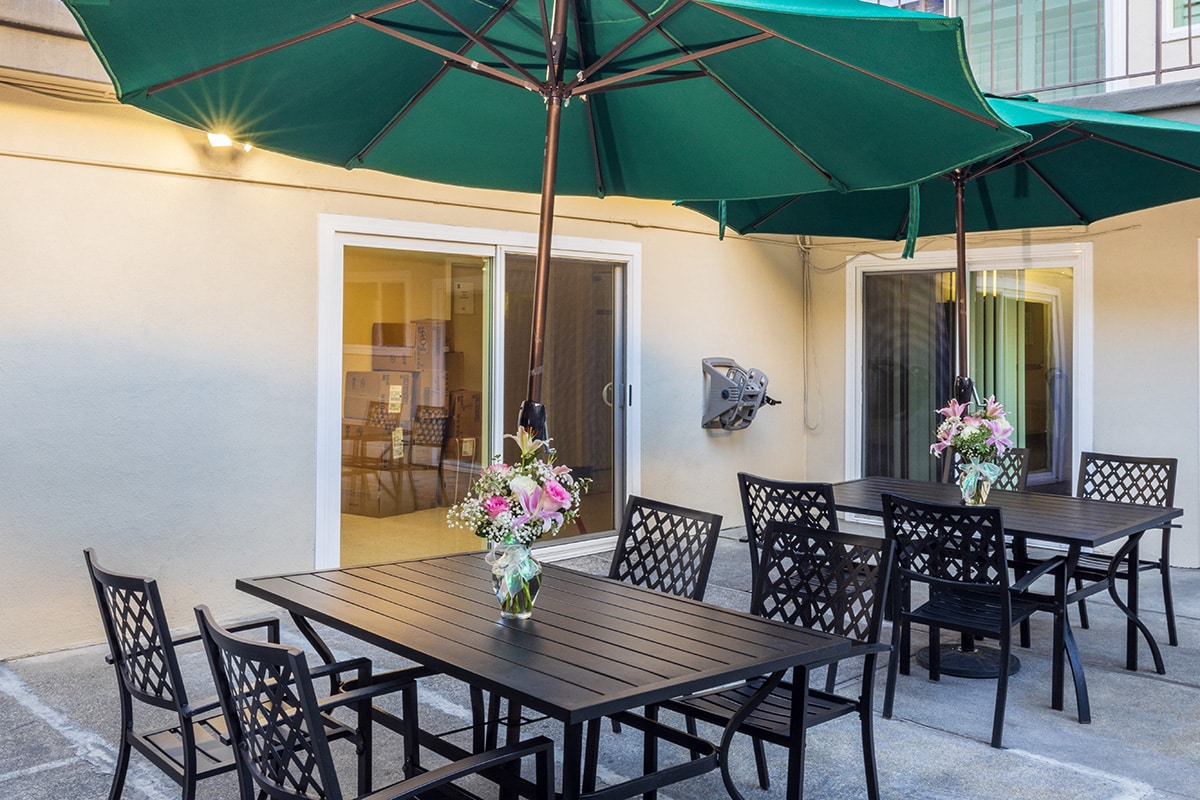 The courtyard at Medical hill